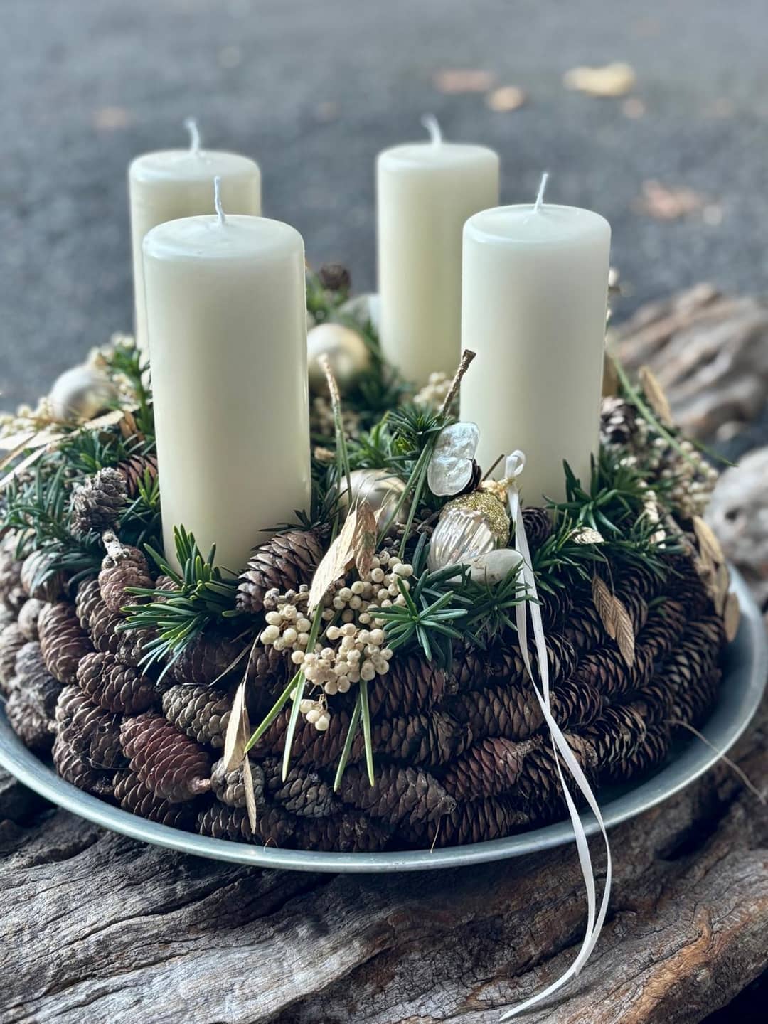 advent-kranz-dekoration-kerzen-natur